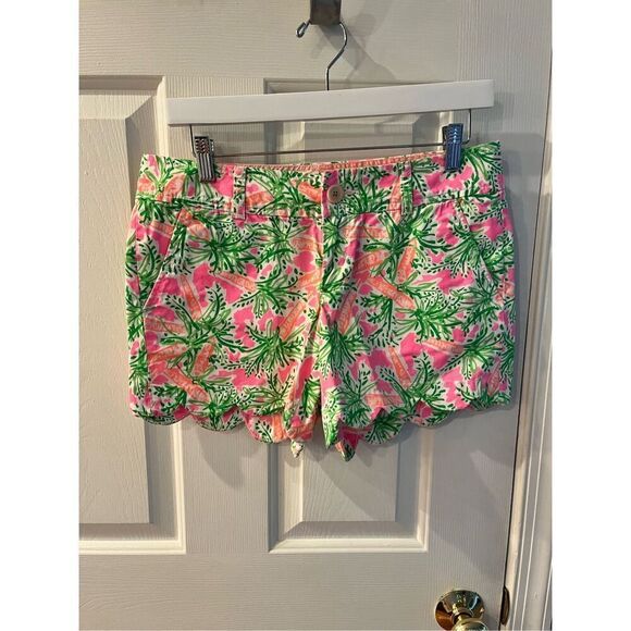 Lilly Pulitzer Buttercup Scalloped Edge Shorts in Nibbles Carrots sz 4 EUC - Picture 1 of 8